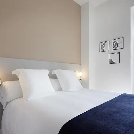 Apartment Moon River By Feelfree