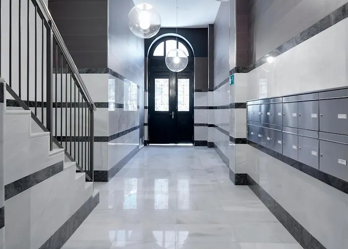 Apartment Moon River By Feelfree